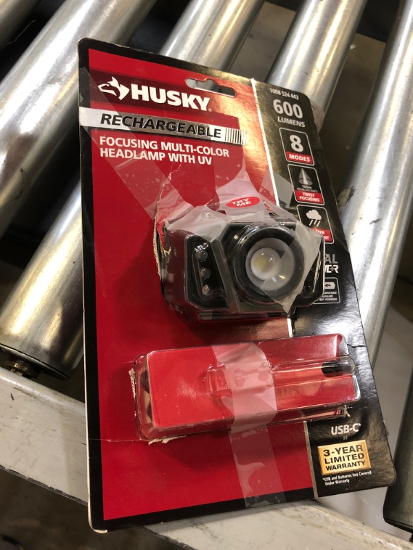 Photo 2 of Husky
600 Lumens Dual Power Twist to Focus Rechargeable Headlight