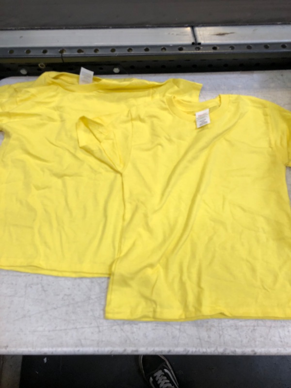 Photo 1 of 2 Count Youth Yellow Tshirt 6-8