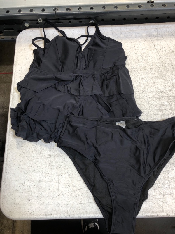 Photo 1 of Black Tankini Set Medium 