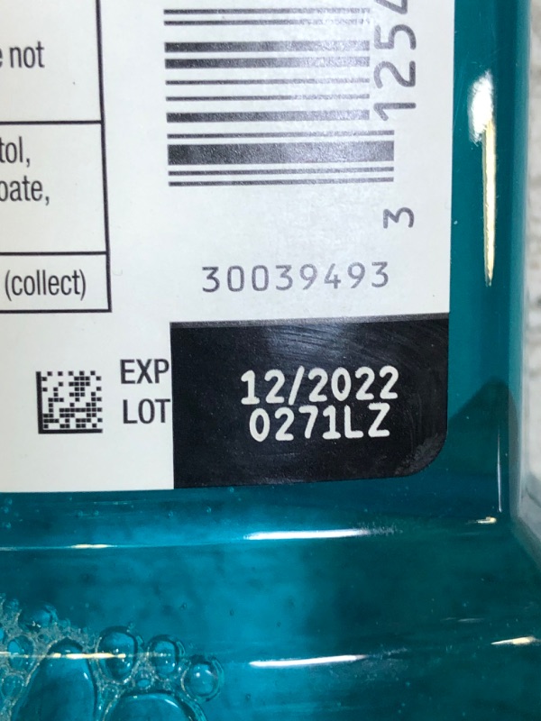 Photo 3 of (EXP 12/2022) Listerine Ultraclean Oral Care Antiseptic Mouthwash to Help Fight Bad Breath Germs Gingivitis Plaque and Tartar Oral Rinse Mouthwash (Pack of 4)