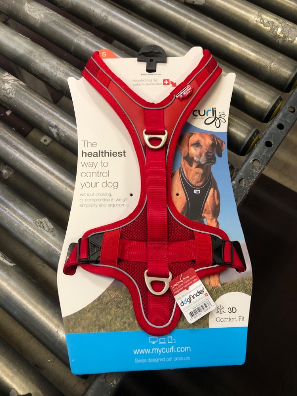 Photo 2 of Curli Belka Comfort Dog Harness Custom-Fit Big Dog Harnesses Adjustable Step-in Choke-Free Reflective Vest for Larger Dogs Red S
