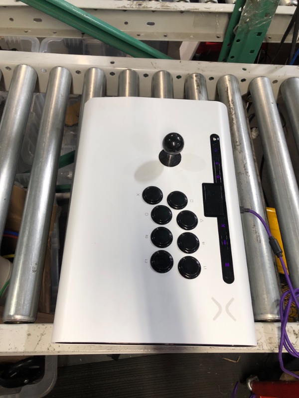 Photo 2 of PARTS ONLY/ SEE NOTES****
Victrix by PDP Pro FS Arcade Fight Stick for PlayStation 5 - White Pro FS White