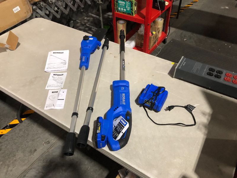 Photo 11 of ***BATTERY AND CHARGER ARE FUNCTIONAL - ELECTRIC SAW IS NOT***
Kobalt 24-Volt 8-in Cordless Electric Pole Saw 2 Ah (Battery Included and Charger Included)