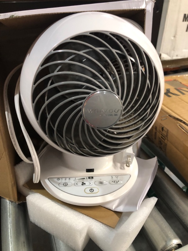 Photo 1 of  WOOZOO Personal Circulator Fan, White,