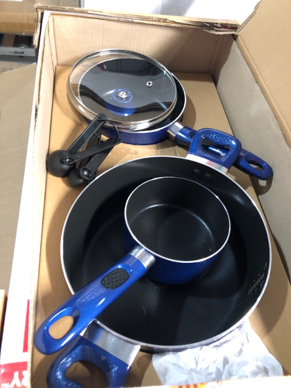 Photo 3 of ***USED - SCRATCHED - SEE PICTURES***
T-fal Excite ProGlide Nonstick Thermo-Spot Heat Indicator Dishwasher Oven Safe Cookware Set, 14-Piece, Blue