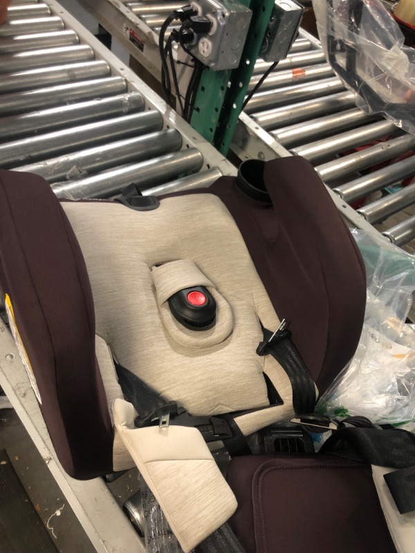 Photo 1 of **USED** Safety 1st Boost-and-Go All-in-1 Harness Booster car seat