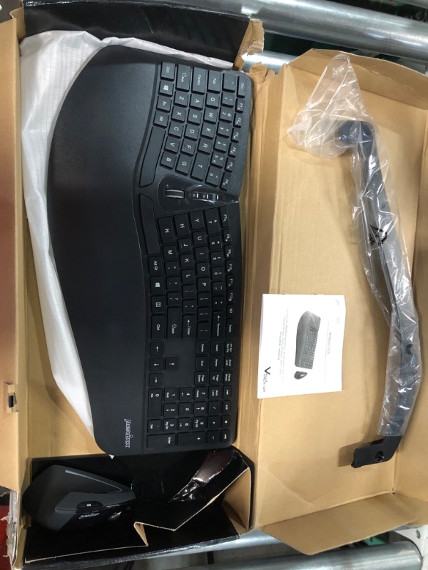 Photo 4 of USED - Perixx Periduo-605, Wireless Ergonomic Split Keyboard and Vertical Mouse Combo, Adjustable Palm Rest and Membrane Low Profile Keys, Black, US English Layout (11633)