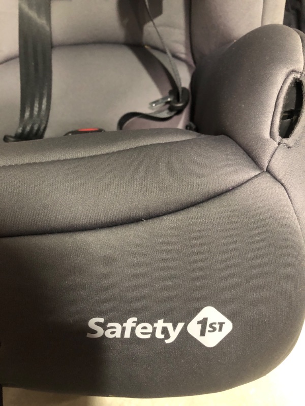 Photo 3 of * used * please see all images * 
Safety 1st Jive 2-in-1 Convertible Car Seat