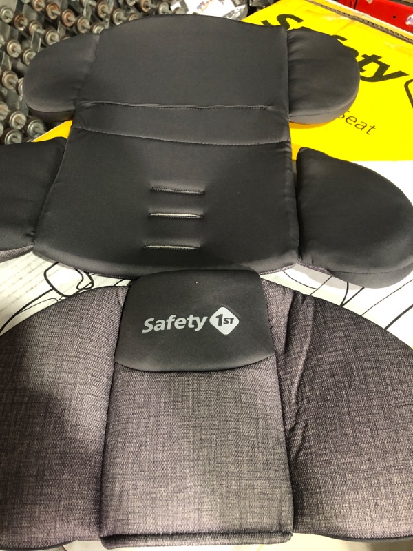 Photo 7 of * used * please see all images * 
Safety 1st Jive 2-in-1 Convertible Car Seat