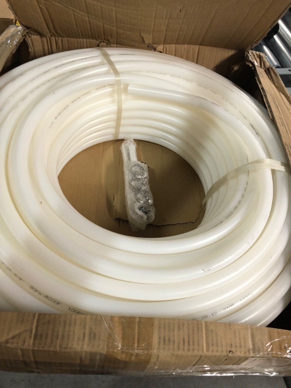 Photo 2 of VEVOR PEX Pipe, 1 Inch x 500 FT PEX Tubing, Non Oxygen Barrier White PEX-B Pipe, Flexible PEX Water Line for RV Sewer Hose, Plumbing, Radiant Heating White 500FT Pex Piping