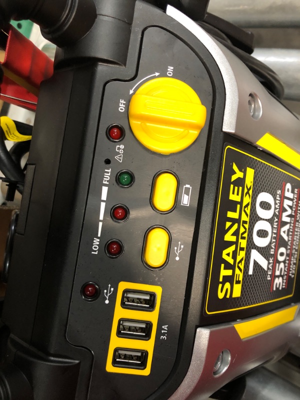 Photo 1 of STANLEY FATMAX J7CS Portable Power Station Jump Starter: 