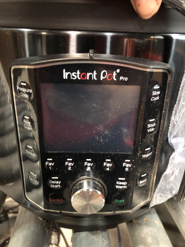 Photo 2 of *PARTS ONLY DOES NOT FUNCTION DUE TO DAMAGE SEE PHOTOS*
Instant Pot Pro 10-in-1 Pressure Cooker