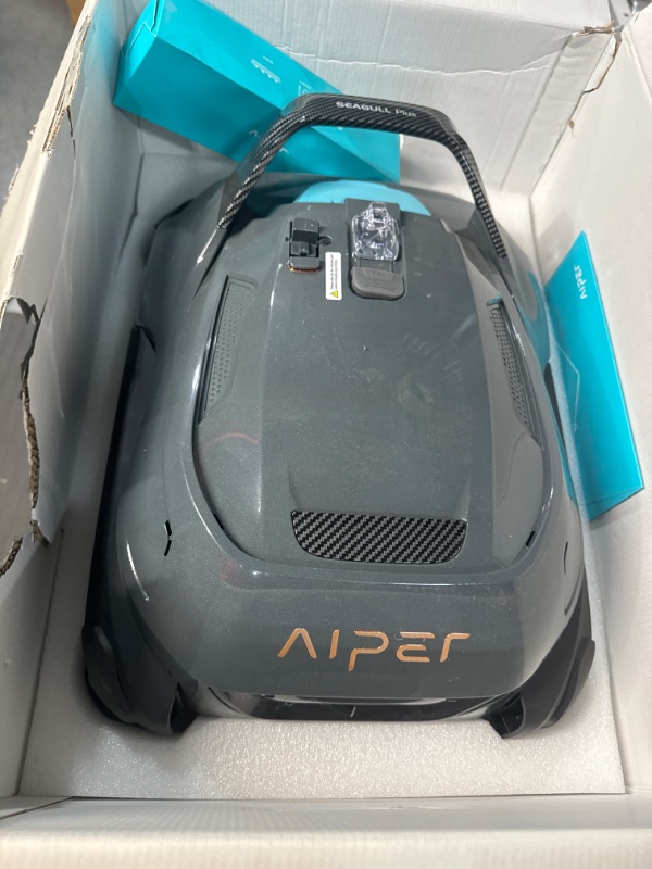 Photo 2 of (2023 New) AIPER Seagull Plus Cordless Robotic Pool Vacuum Cleaner,