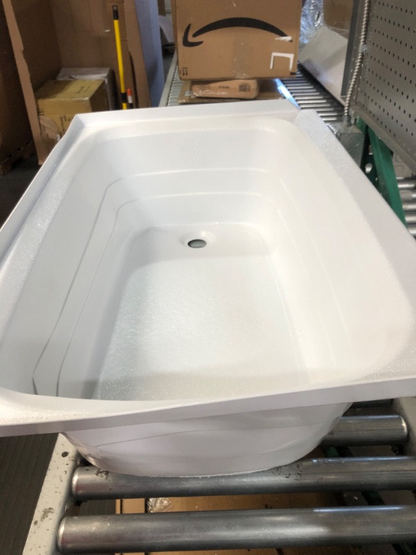 Photo 3 of ***BENT - WARPED - SEE PICTURES***
Lippert Replacement 24" x 36" White Right Hand Bathtub with Scratch-Resistant ABS Acrylic 209658