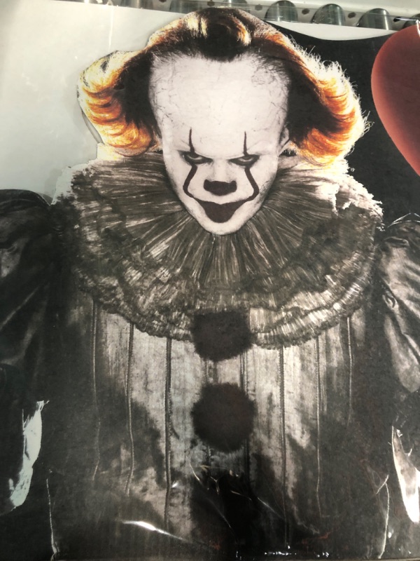 Photo 4 of Advanced Graphics Pennywise with Balloon Life Size Cardboard Cutout Standup - IT Chapter 2 (2019 Film) Pennywise With Balloon - It Chapter 2