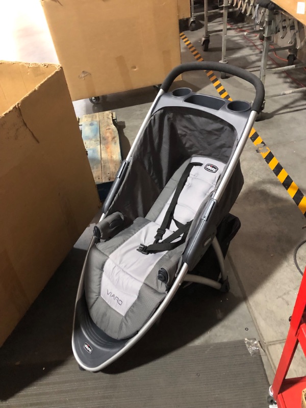 Photo 7 of ***REAR AXLE MISSING - OTHER PARTS LIKELY MISSING AS WELL***
Chicco Viaro Quick-Fold Stroller - Graphite | Grey