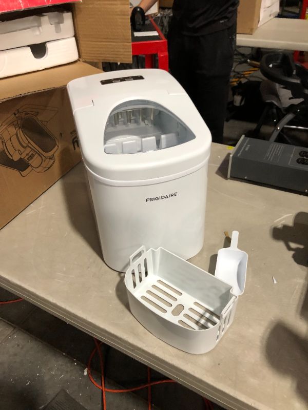 Photo 1 of ***NONFUNCTIONAL - DOESN'T POWER ON***
Frigidaire - 26-Lb. Compact Ice Maker - White EFIC102-WHITE