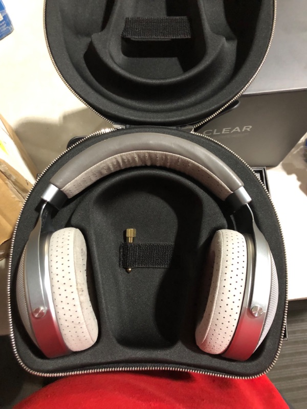 Photo 5 of (USED There is visible and audible damage to the left driver) 
 Focal Clear Open Circumaural High-Fidelity Headphones