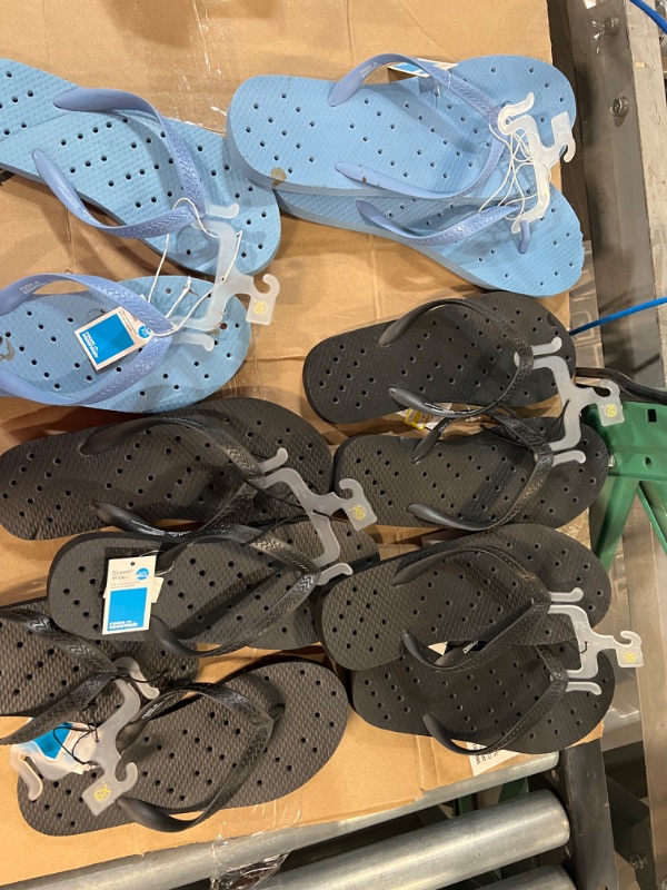 Photo 1 of Bundle of sandals NON-REFUNDABLE