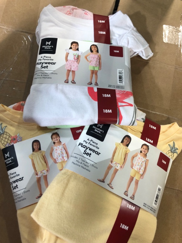 Photo 1 of 4-piece playwear 18M size clothing 3 pairs