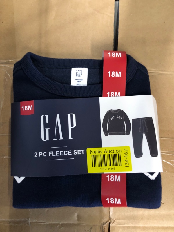 Photo 1 of Gap Kids Toddler 2 Piece Fleece Set