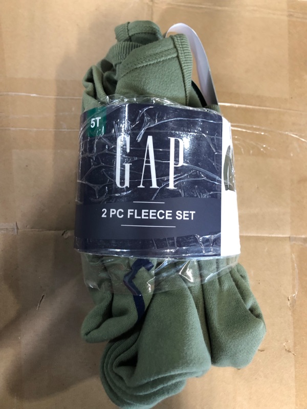 Photo 1 of GAP Two Piece Fleece Set Desert Cacrus 5T