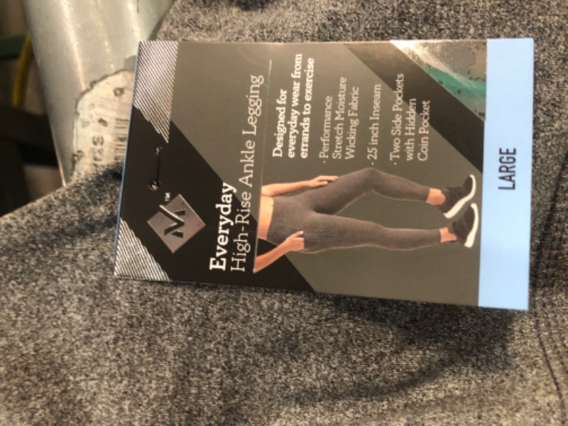 Photo 3 of MEMBERS MARK Women's Date Night Ponte High Rise Pocket Legging SIZE XXL LARGE- COLOR GREY