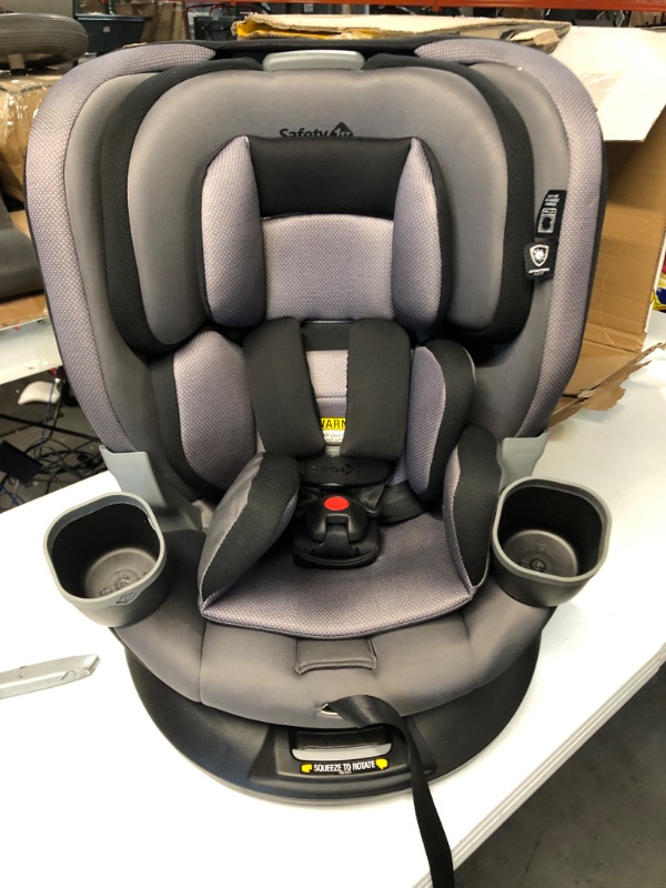 Photo 3 of **SEE NOTES**
Safety 1st Turn and Go 360 DLX Rotating All-in-One Car Seat, Provides 360° seat Rotation, High Street