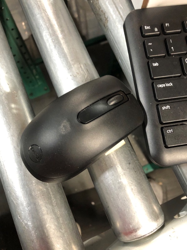 Photo 1 of Dell Wireless Keyboard and Mouse - Black