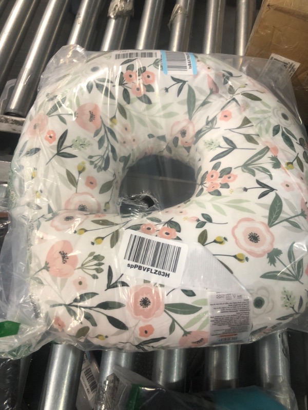 Photo 1 of 
Nursing Pillow