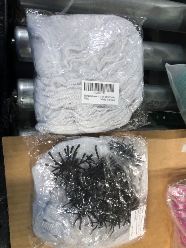 Photo 3 of *NON REFUNDABLE* 2 packs of spider webs decor