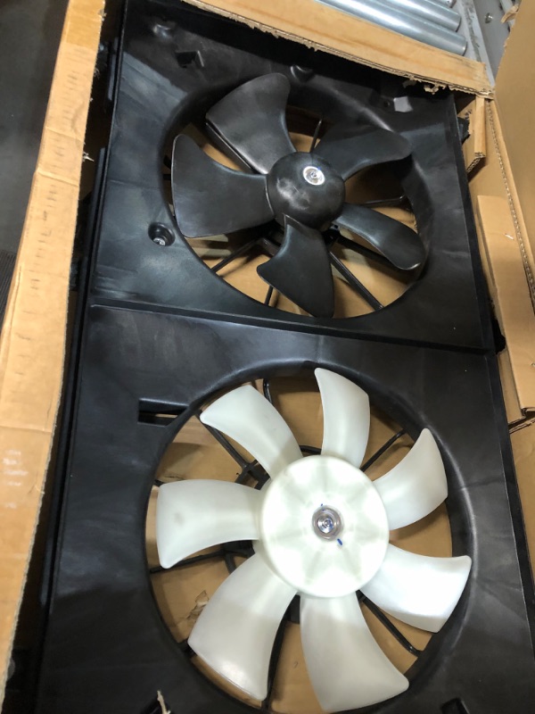 Photo 4 of Dorman 620-225 Engine Cooling Fan Assembly for Select Honda Models