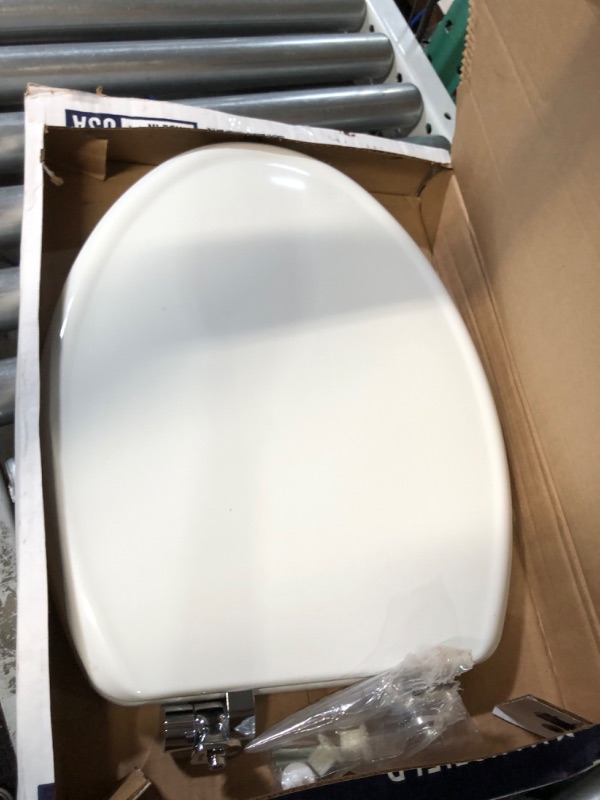 Photo 1 of **STOCK IMAGE FOR SAMPLE**SEE NOTES**
Mansfield Elongated Closed Front White Plastic Deluxe Toilet Seat - 1 Each