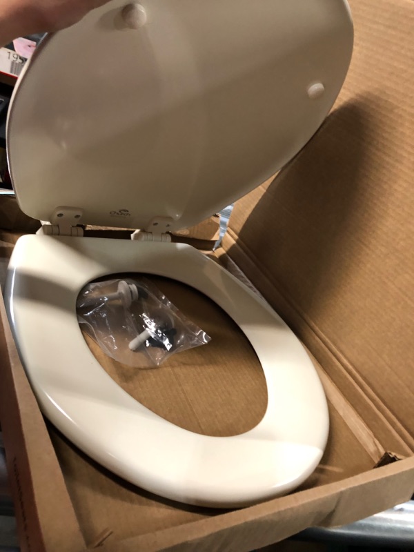 Photo 2 of Bemis 500EC Toilet Seat with Perfect Fit,