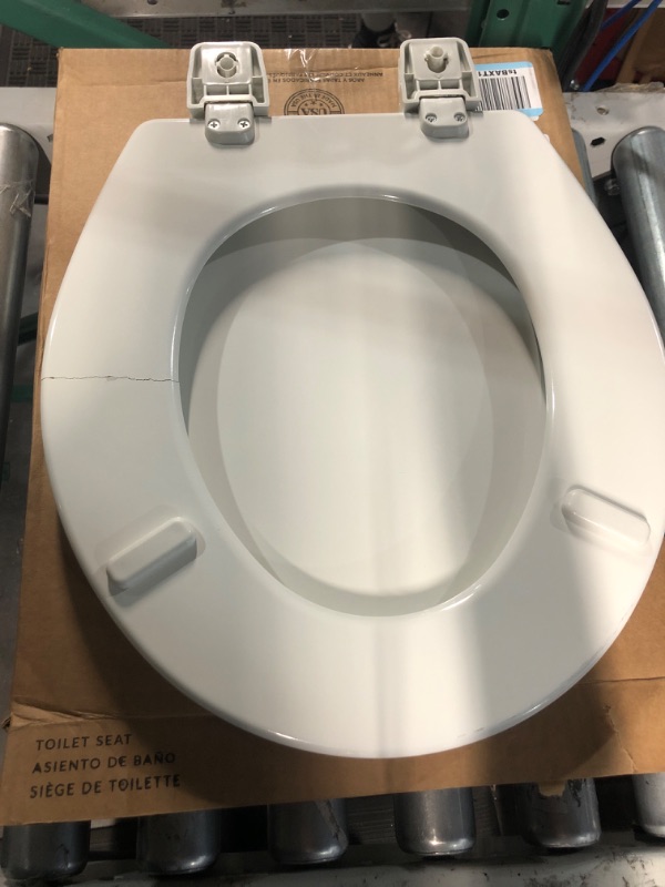 Photo 3 of **damaged** Mayfair 1847SLOW 000 Kendall Slow-Close, Removable Enameled Wood Toilet Seat That Will Never Loosen, 1 Pack ELONGATED - Premium Hinge, White ELONGATED White Toilet Seat