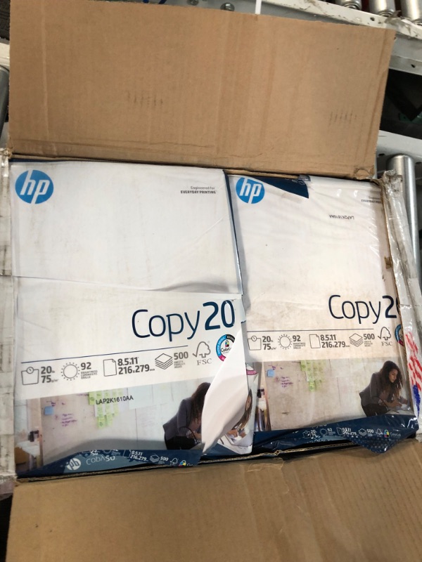 Photo 1 of *USED* SOME PAPER MISSING* HP Printer Paper 8.5 x 11 Paper Copy 20 lb 10 Reams - 5,000 Sheets 92 Bright 