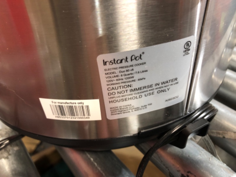 Photo 4 of * powers on * broken lid * sold for parts/repair *
Instant Pot Duo 7-in-1 Electric Pressure Cooker, Slow Cooker, Rice Cooker, Steamer, Sauté