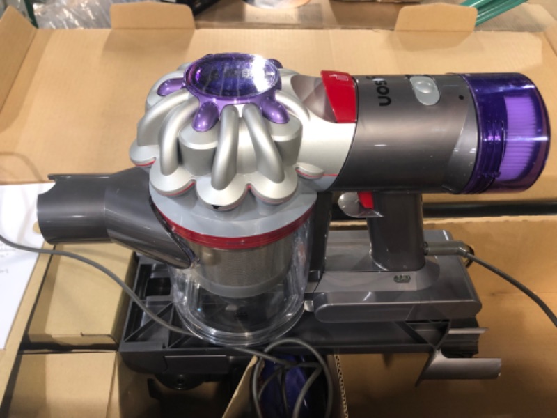 Photo 2 of (UNABLE TO TEST, BATTERY DEAD NEEDS CHARGE) Dyson V8 Cordless Vacuum - 400473-01