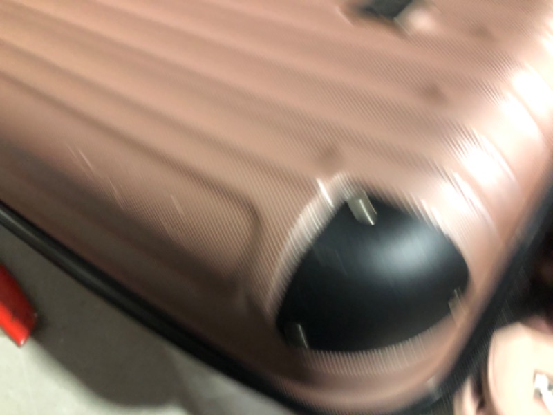 Photo 11 of **MISSING ITEM-MAJOR DAMAGE** 
Travelers Club Midtown Hardside 4-Piece Luggage Travel Set, Rose Gold