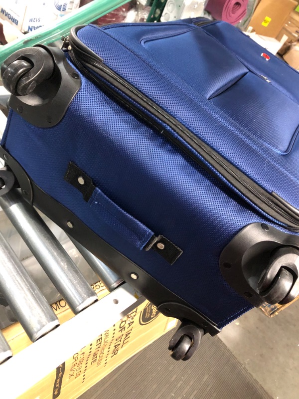 Photo 4 of *SEE NOTES* SwissGear Sion Softside Expandable Roller Luggage, Blue, Checked-Large 29-Inch Checked-Large 29-Inch Blue