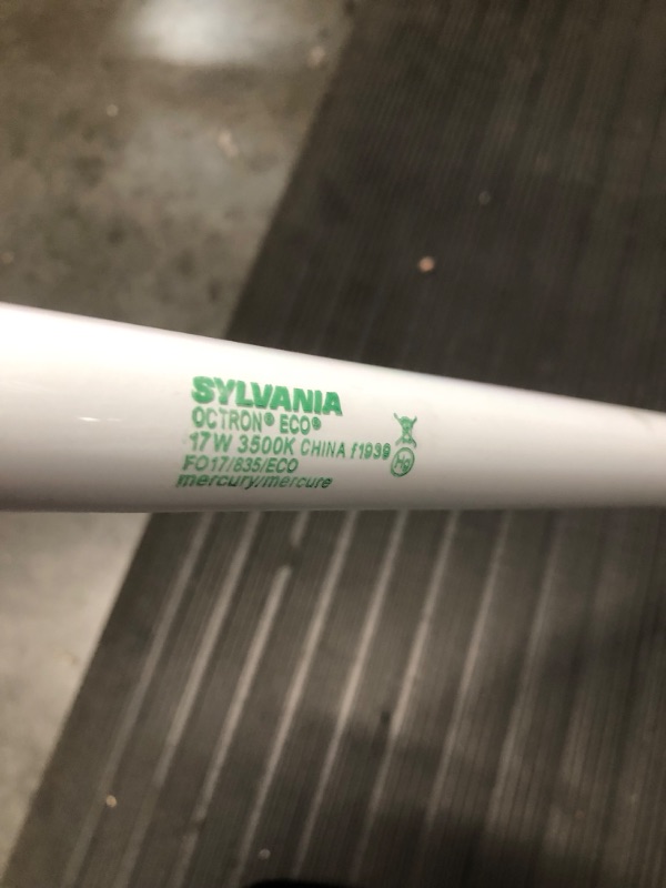 Photo 2 of *SEE NOTES* Sylvania OCTRON 800 ECOLOGIC FO32/835/ECO/21779 Fluorescent Lamp, 32 W, Bi-Pin Medium Linear Fluorescent Lamp, T8, 2950 Lumens