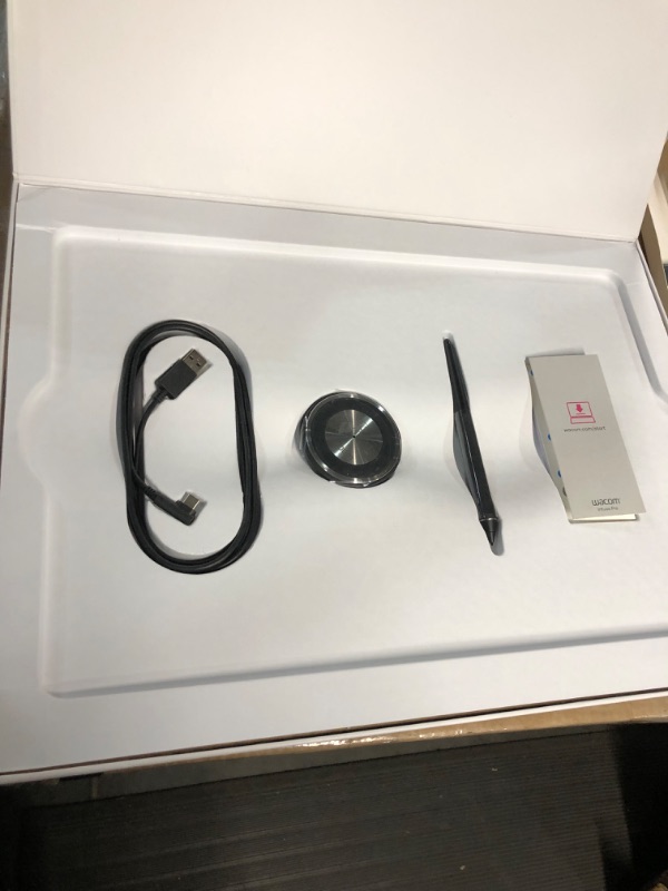 Photo 1 of *SEE NOTES* Wacom Intuos Pro Large Bluetooth Graphics Drawing Table Black
