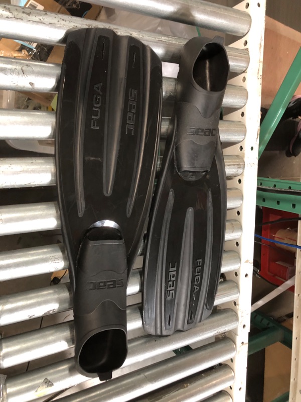 Photo 1 of Seac Diving Fuga Fins Black 5½/6½