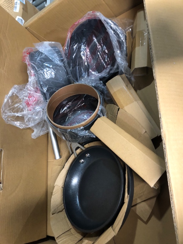 Photo 6 of ***HEAVILY SCRATCHED AND DIRTY - SEE PICTURES***
Ninja C39900 Foodi NeverStick Premium 16-Piece Cookware Set, Hard-Anodized, Nonstick, Durable & Oven Safe to 500°F, Slate Grey