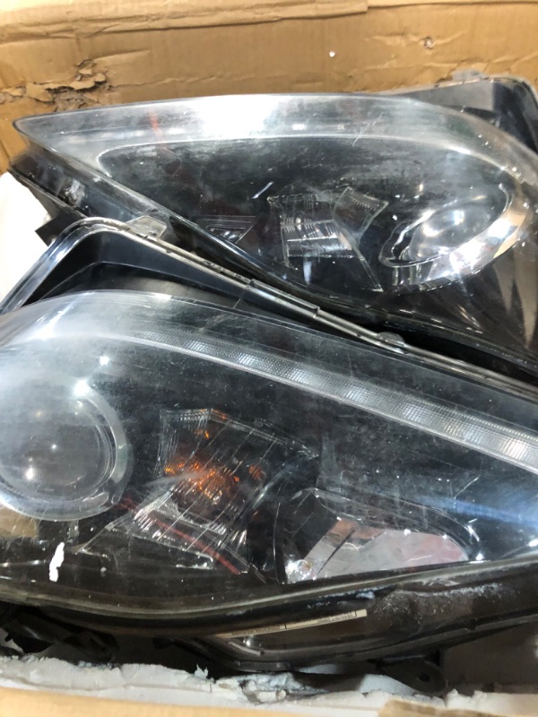 Photo 3 of [READ NOTES]
VLAND Led Headlights Compatible with Lexus IS250/ IS250C IS350 IS350C IS220d 2006-2012, ISF 2008-2014 w/ Sequential Indicator w/ Projecctor w/ Clear Reflector