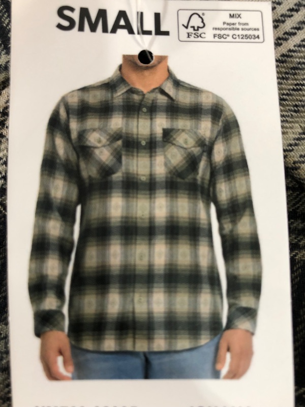 Photo 1 of *NO STOCK PHOTO*  flannel size small