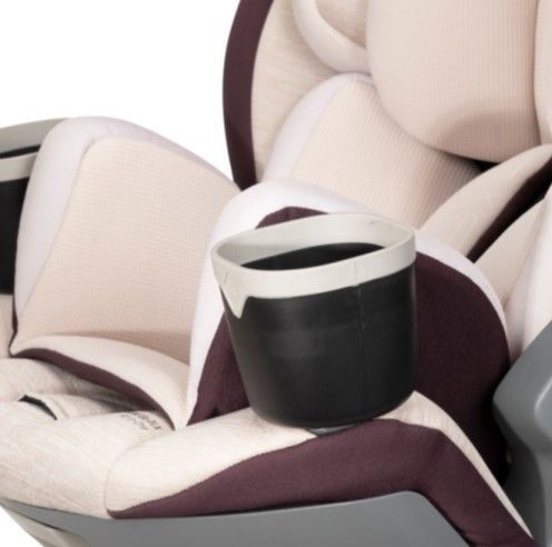 Photo 2 of (READ NOTES) Turn and Go 360 DLX Rotating All-in-One Convertible Car Seat
