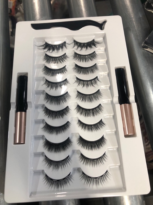 Photo 2 of [7Pairs] Magnetic Eyelashes and Eyeliner Kit, Reusable Magnetic Lashes with Eyeliner and Tweezers, 3D Natural Look False Eyelashes, No Glue Needed (7pairs)
