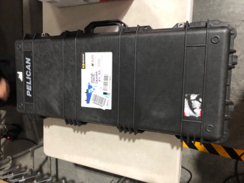 Photo 4 of *STOCK IMAGE REFERENCE* *SEE NOTES* Pelican Air Case- No Foam - 3ft x 18" Black