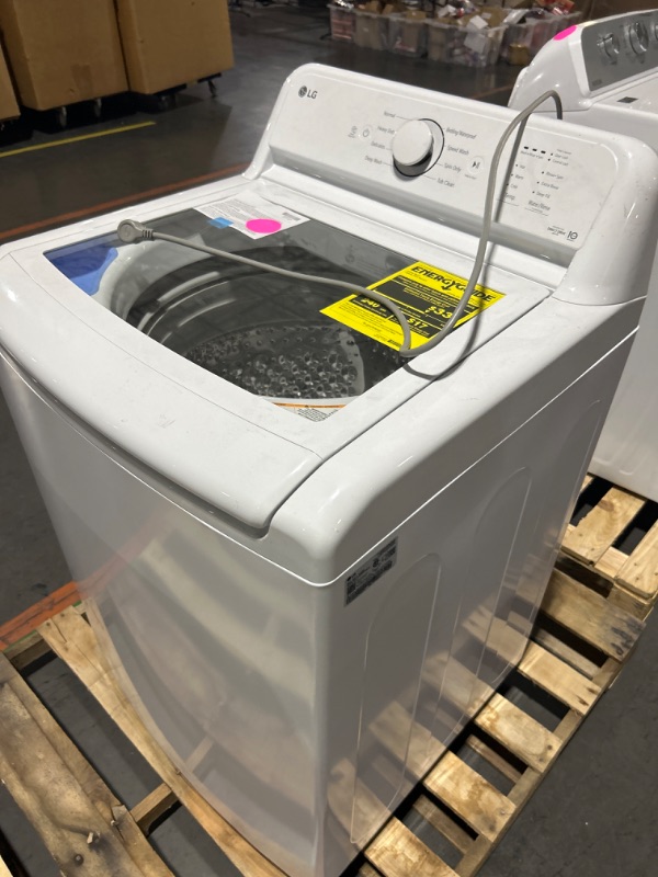 Photo 3 of LG 4.1-cu ft Agitator Top-Load Washer (White)